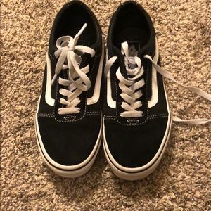 Unisex Vans size 4